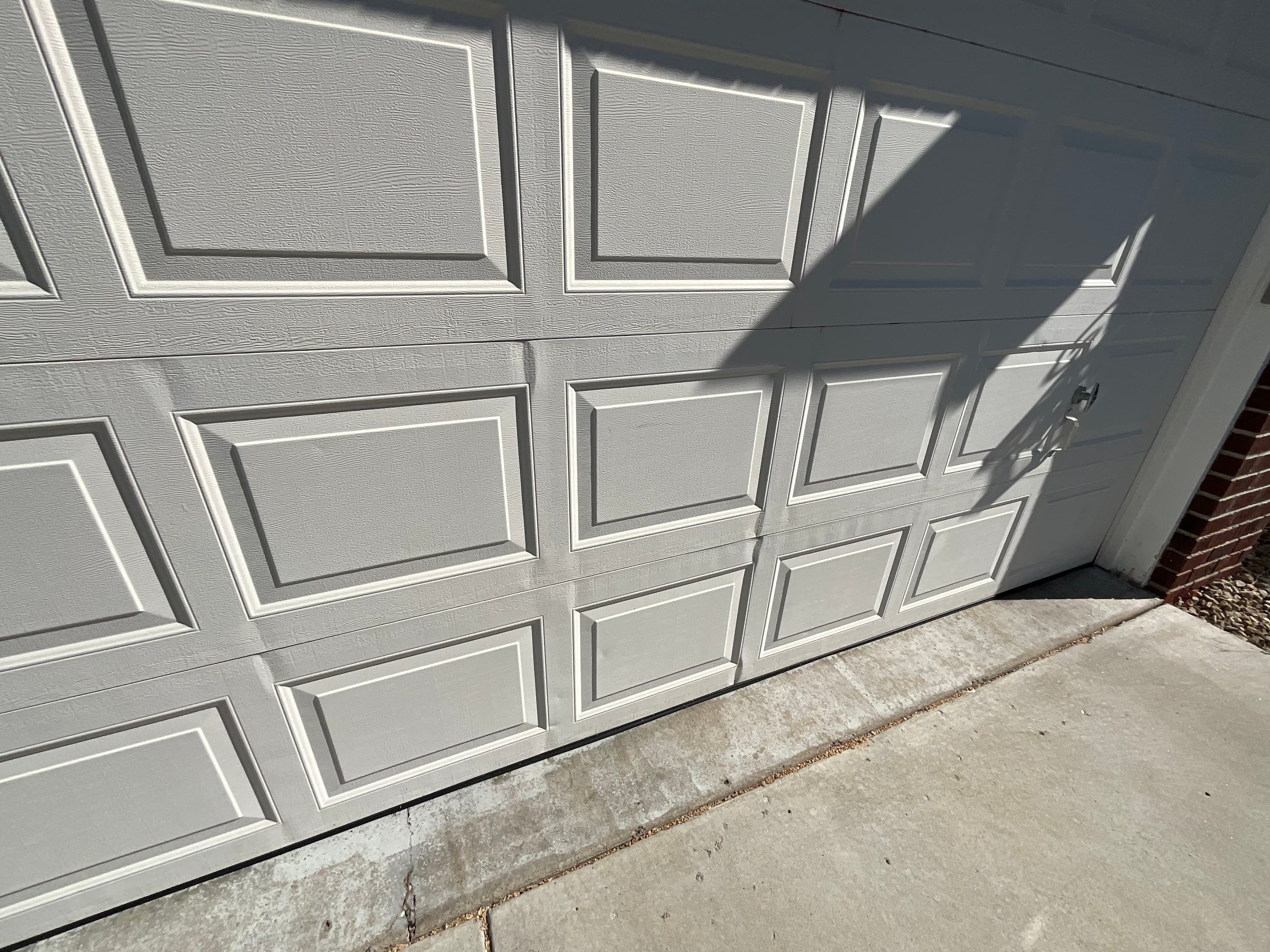 repair garage door service by Garage Door Viking in Farmington MN